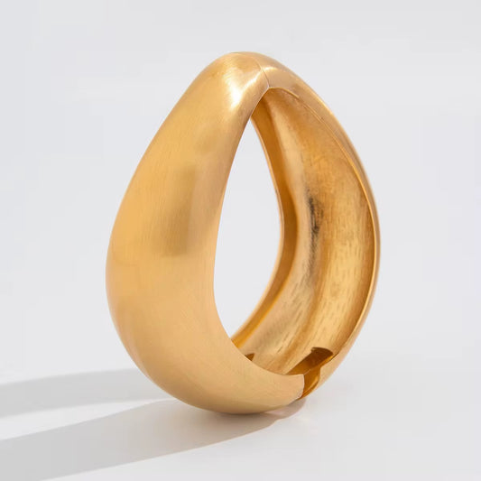 B A I L E Y Brushed Bangle