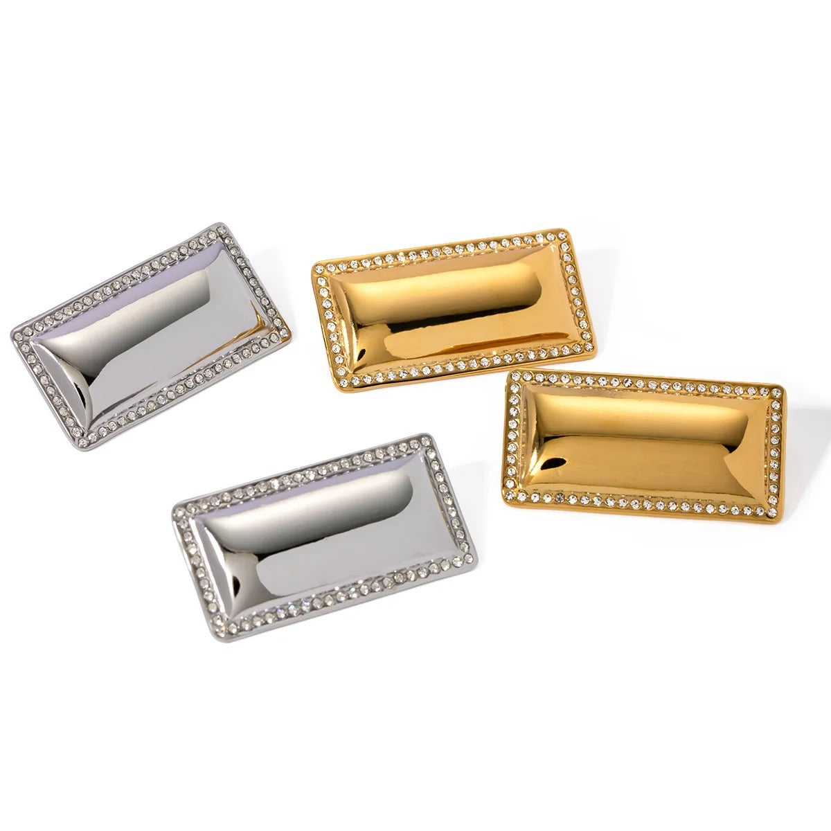 I M A N I  Studs
