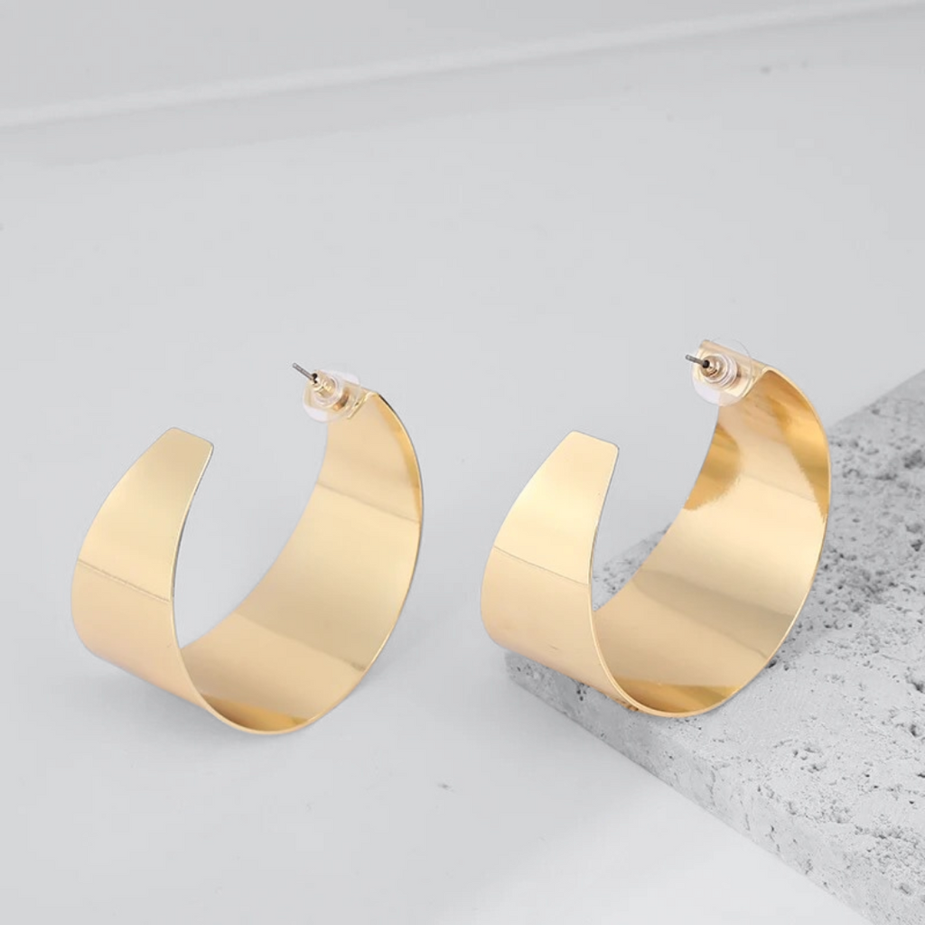 G I G I  Satin Hoops