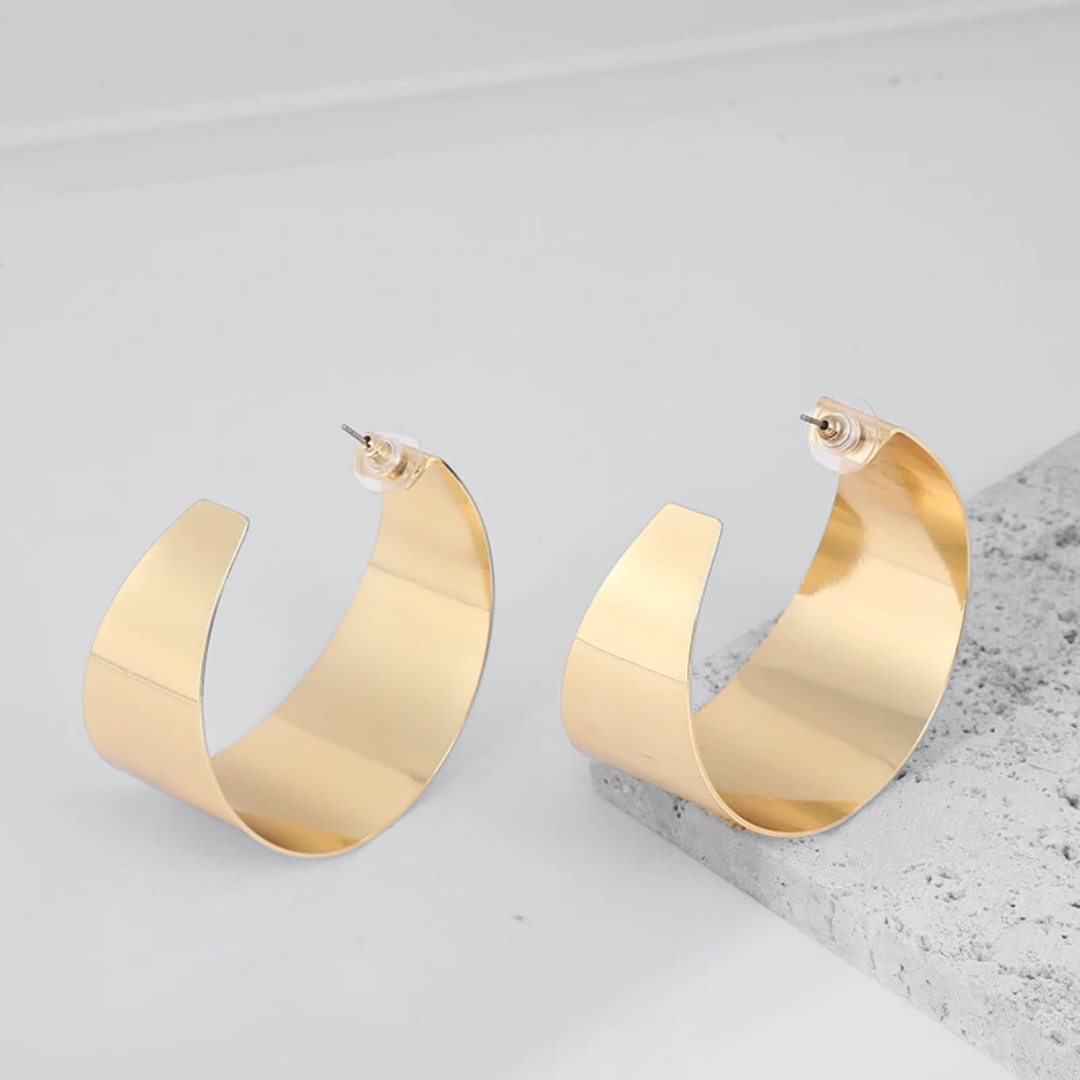 G I G I  Satin Hoops