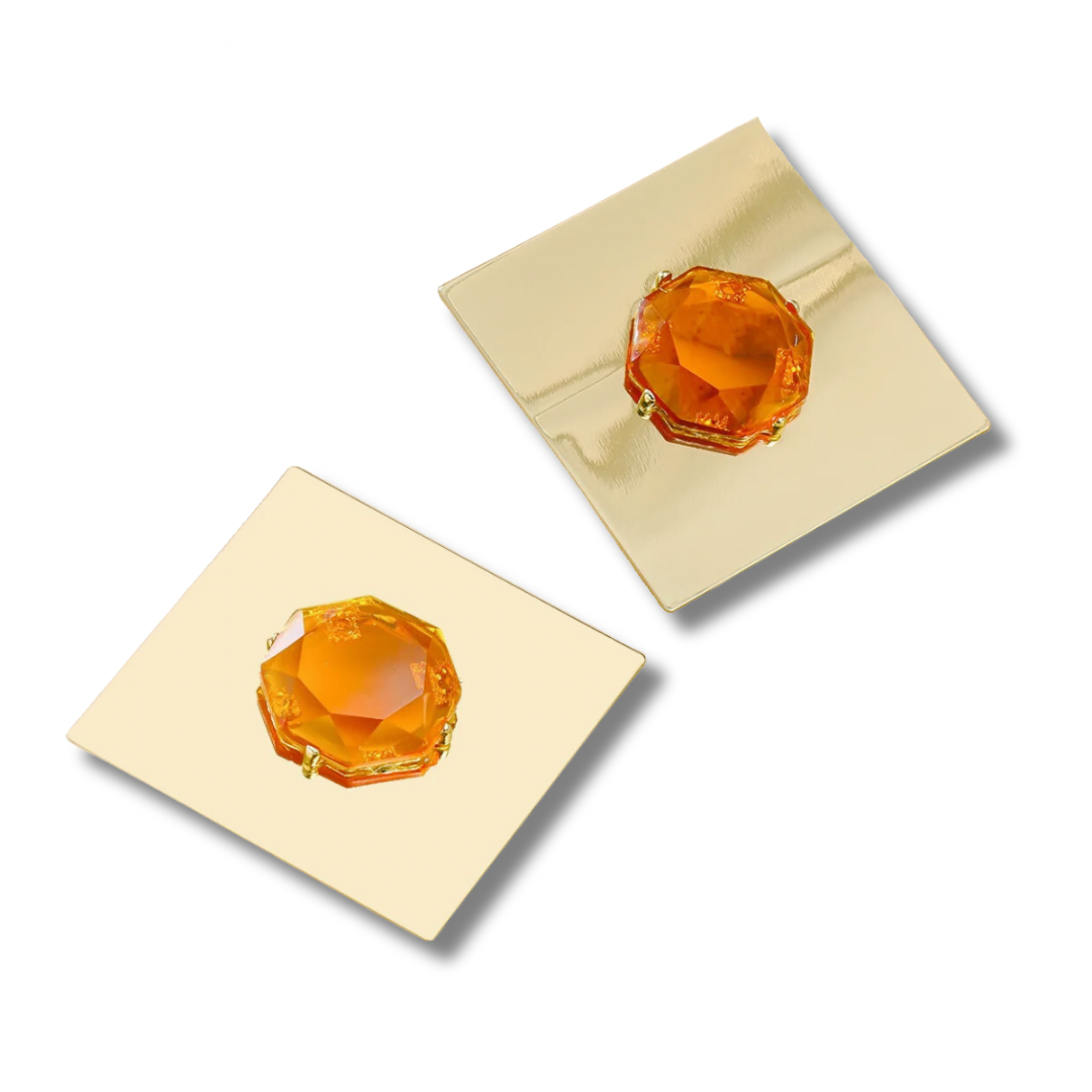 T A N J I XL Retro Studs