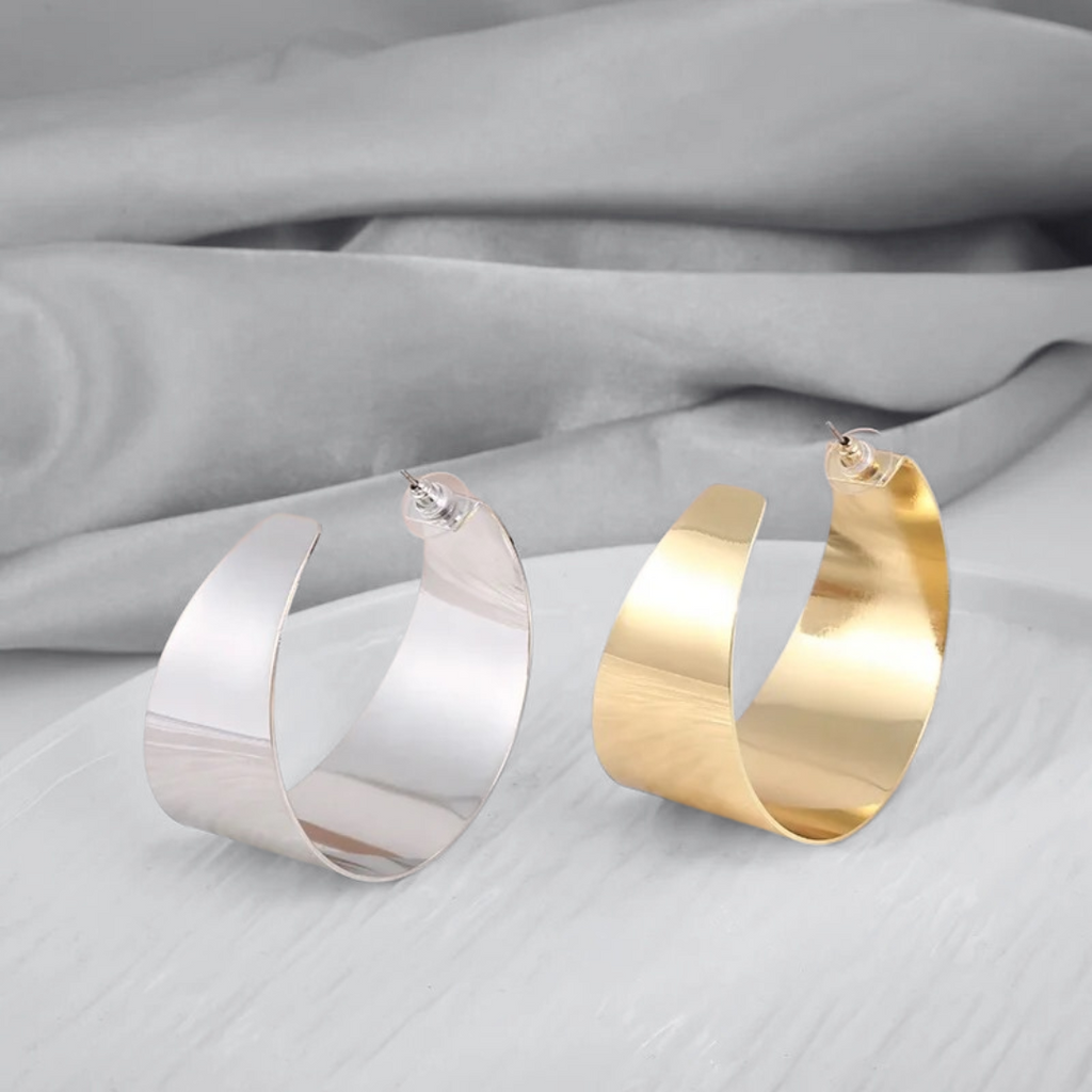 G I G I  Satin Hoops