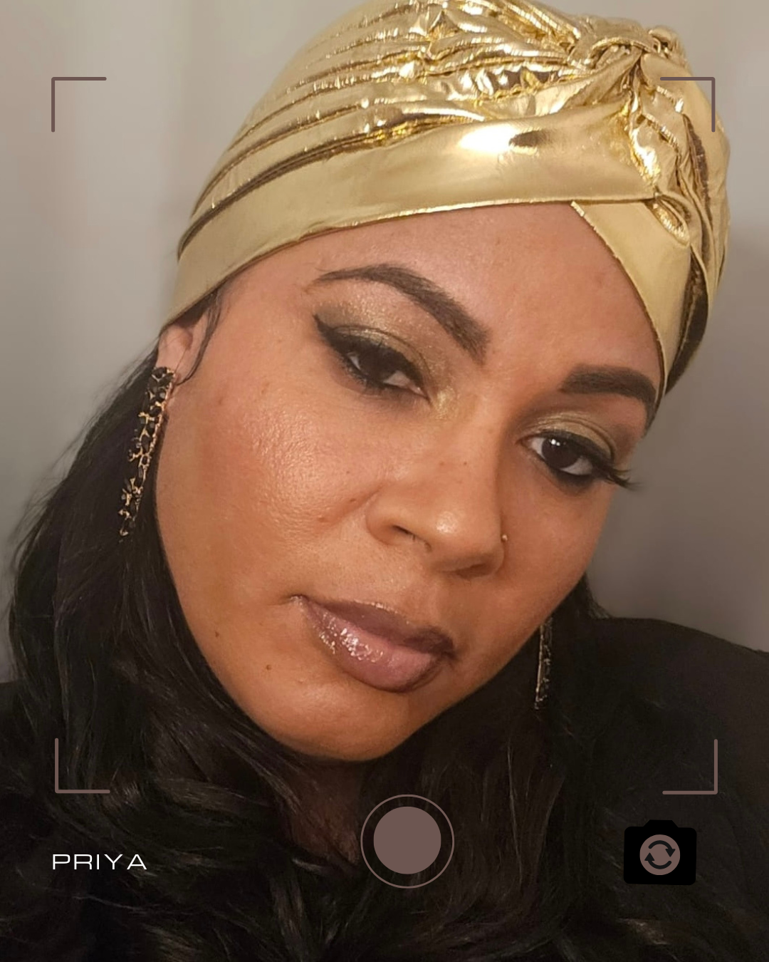 P R I Y A Metallic Turban