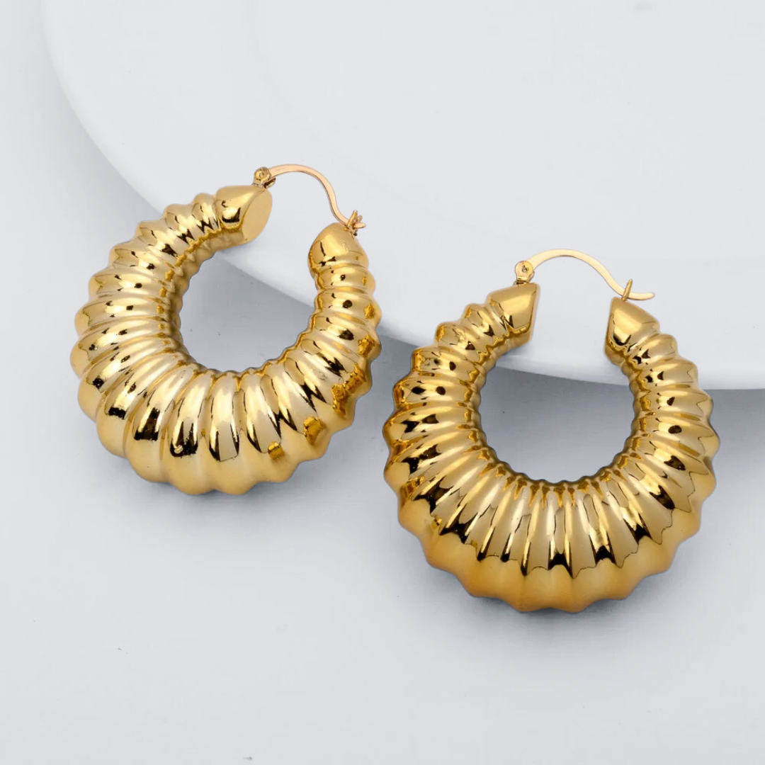 N I L E  Gold Hoops