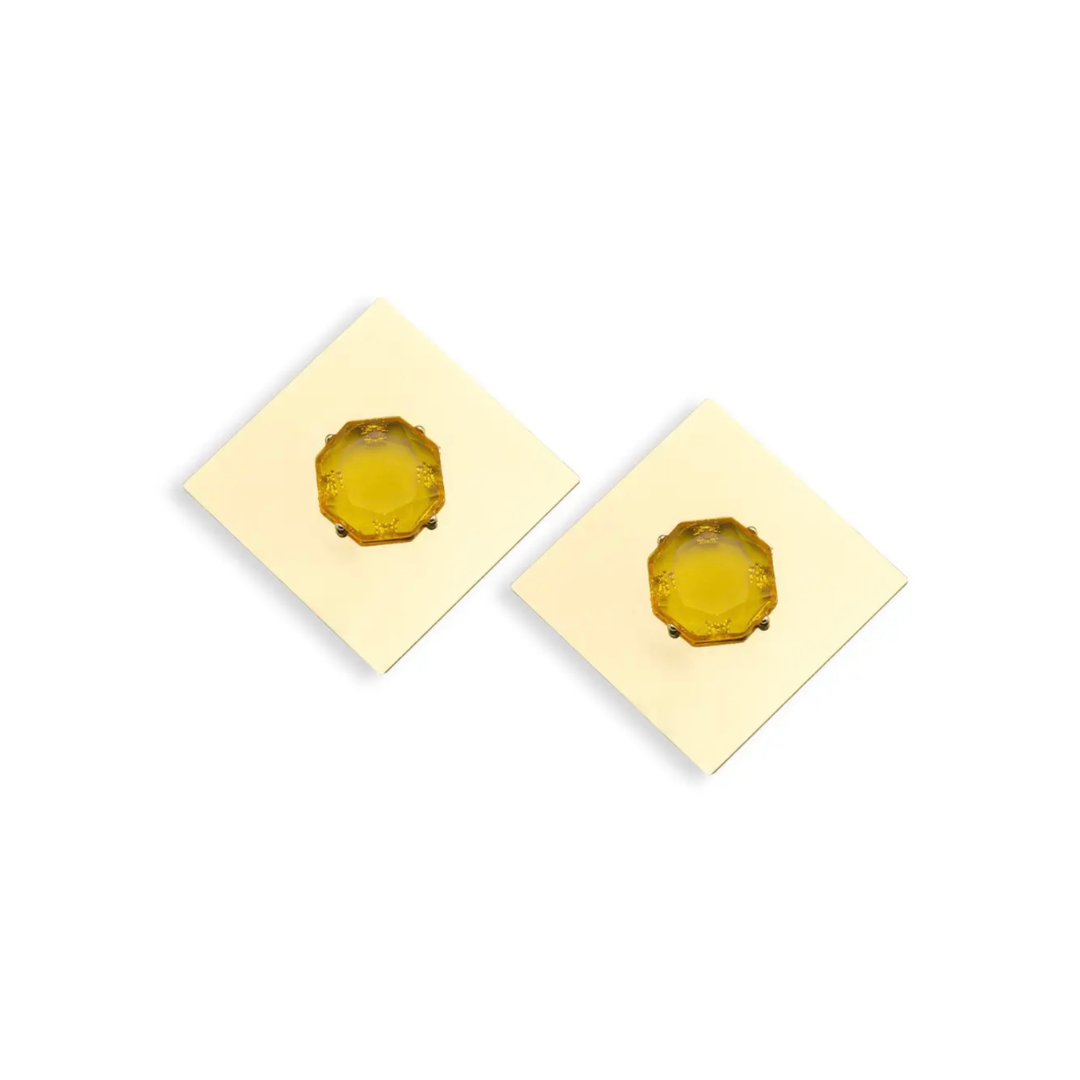 T A N J I  Retro Studs