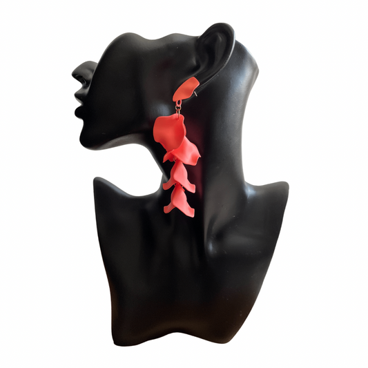 K E L I S E  Drop Earrings